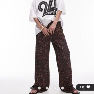 Topshop leopard print satin straight leg tie waist pants in light leopard Size 2